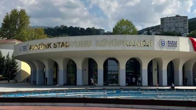 Mustafa Bozbey - BURSA'NIN HAFIZASI CANLANIYOR - Ata'mızın adını her yerde yaşatıyoruz. Bursa Millet Kütüphanesi'nin ismini Atatürk Stadyumu Kütüphanesi olarak değiştirerek kütüphanemizin içeriğini zenginleştirdik.